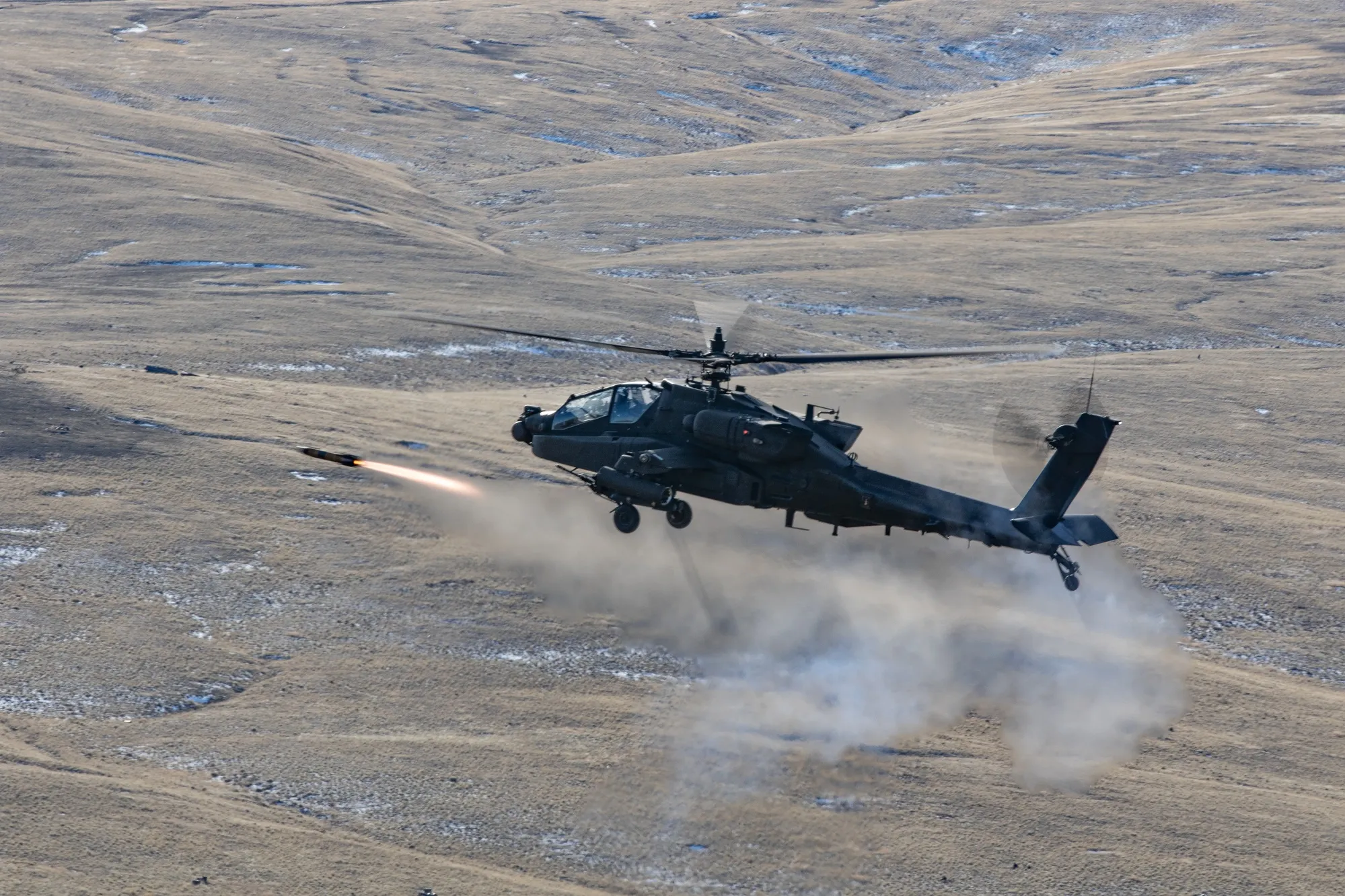 AH-64E Apache firing Hellfire over Yakima range