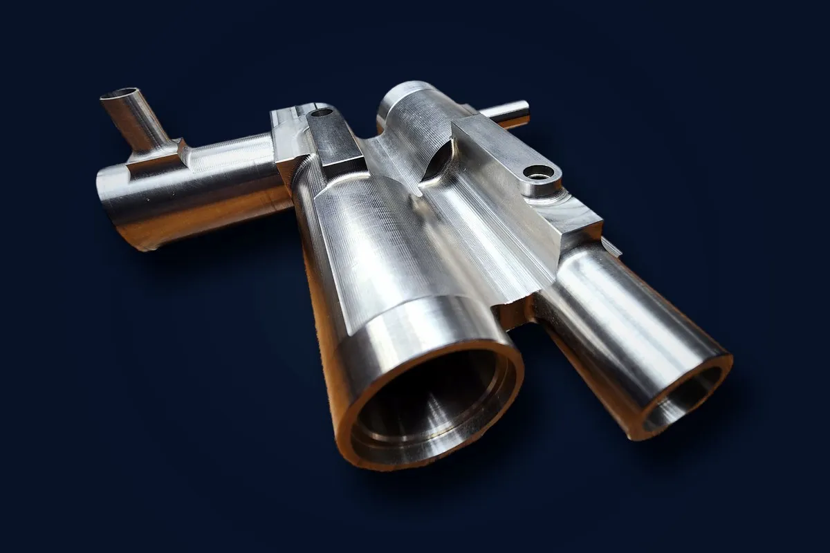 Stainless hydraulic manifold